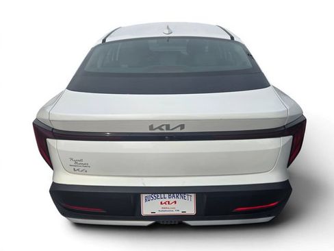 Used 2025 Kia K4 FWD image 19