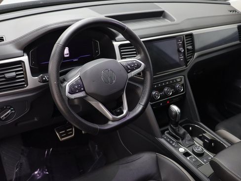 Used 2021 Volkswagen Atlas SEL Premium image 6