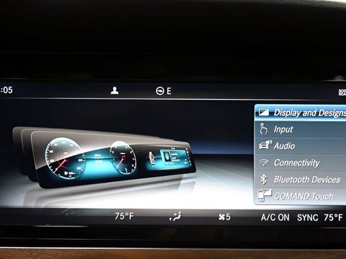Used 2018 Mercedes-Benz E 400 4MATIC Wagon w/ Premium 1 Package image 27