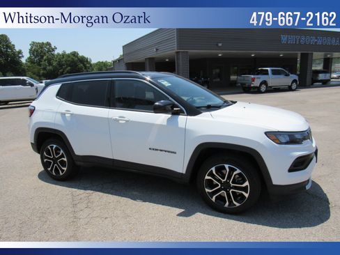 Used 2024 Jeep Compass Limited AWD/4WD image 18