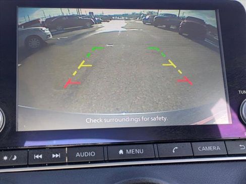 Used 2022 Nissan Sentra SV image 14