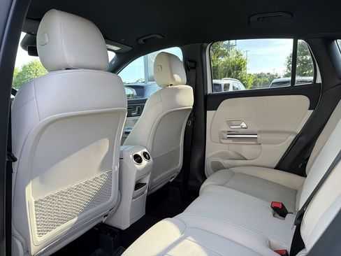 Certified 2026 Mercedes-Benz GLA 250 4MATIC image 12