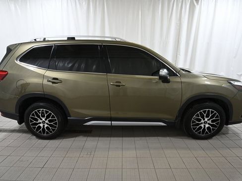 Used 2023 Subaru Forester Touring image 14