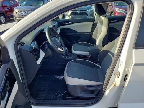 Certified 2025 Volkswagen Taos S FWD image 15