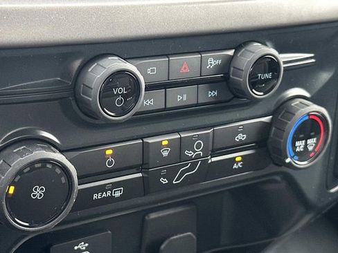 New 2025 Ford F150 XL w/ Equipment Group 103A High image 29