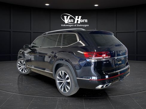 Used 2022 Volkswagen Atlas SEL Premium AWD/4WD image 5