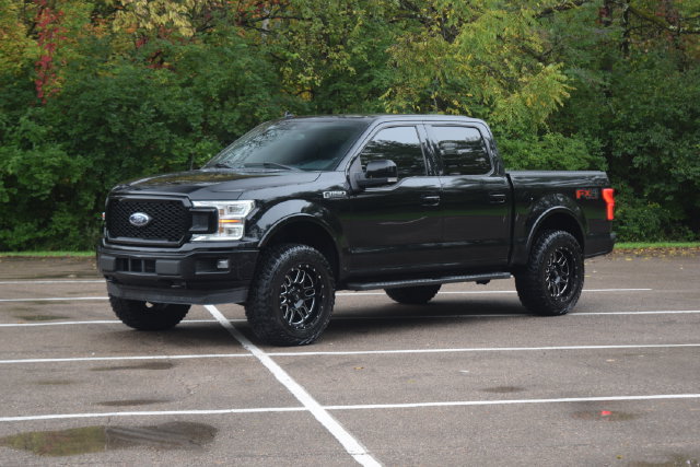 Used 2018 Ford F150 Lariat w/ Equipment Group 502A Luxury AWD/4WD image 22