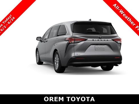 New 2026 Toyota Sienna LE FWD image 7