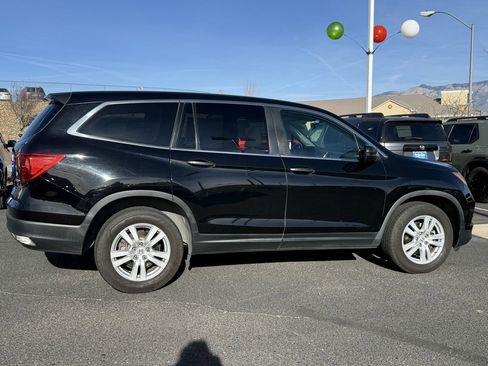 Used 2018 Honda Pilot LX image 4