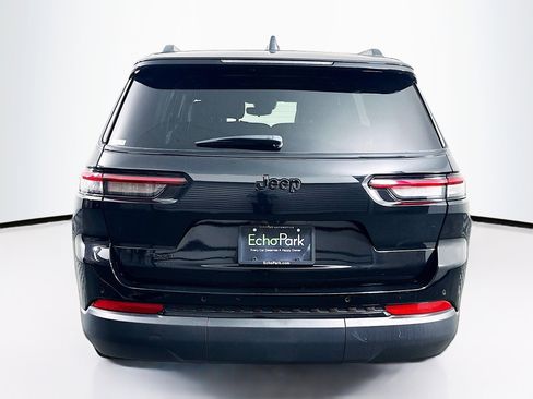 Used 2023 Jeep Grand Cherokee L Laredo AWD/4WD image 7