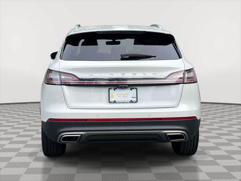 Used 2023 Lincoln Nautilus Reserve AWD/4WD image 6