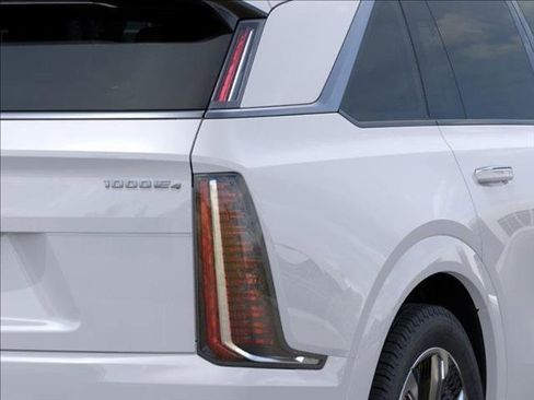New 2025 Cadillac Escalade IQ Luxury 2 image 11