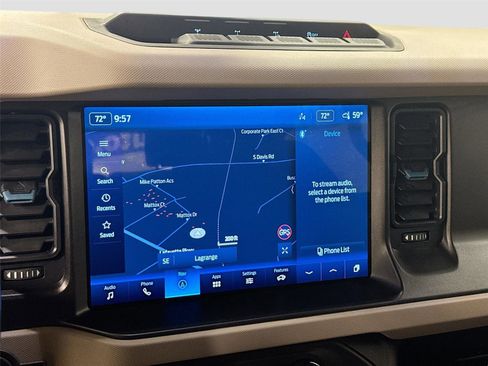 Used 2022 Ford Bronco Wildtrak image 13