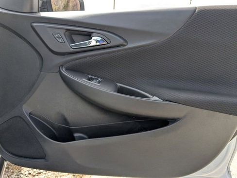 Used 2023 Chevrolet Malibu LT image 33