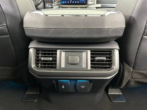 Used 2024 Ford F150 Lariat image 35