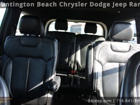 Used 2021 Jeep Grand Cherokee L Overland w/ Luxury Tech Group IV image 32