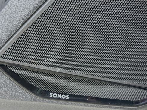 Certified 2025 Audi Q3 2.0T Premium Plus w/ Premium Plus Package image 12