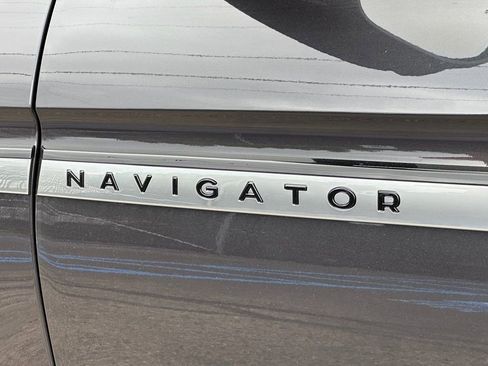 New 2026 Lincoln Navigator Reserve AWD/4WD image 29