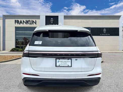 New 2026 Lincoln Nautilus Premier w/ Jet Appearance Package AWD/4WD image 6