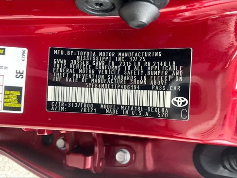 Used 2026 Toyota Corolla LE FWD image 33