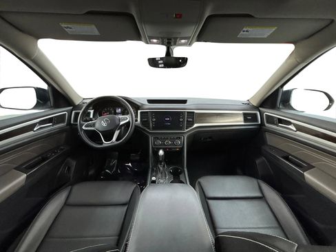 Used 2021 Volkswagen Atlas SE w/ Panoramic Sunroof Package image 17