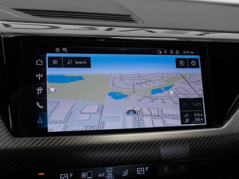 Used 2024 Audi e-tron GT Prestige image 27