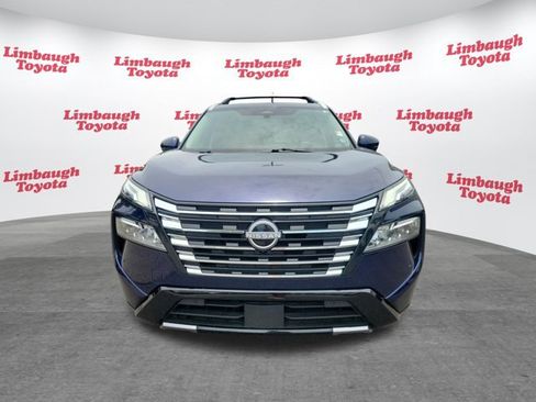 Used 2025 Nissan Rogue Platinum w/ Platinum Premium Package AWD/4WD image 21