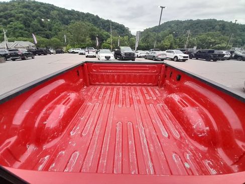 Used 2024 RAM 2500 Tradesman w/ Chrome Appearance Group AWD/4WD image 42