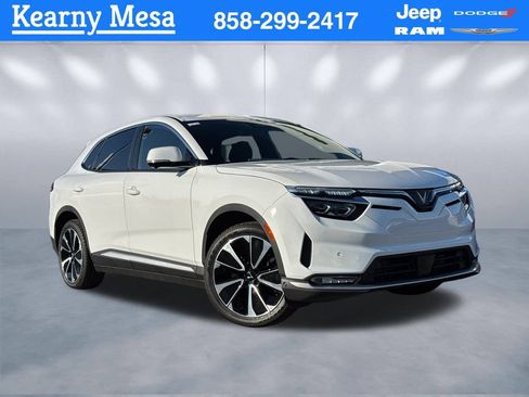 New 2025 VinFast VF 8 Plus AWD/4WD image 1