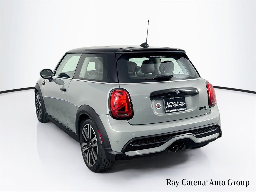 Certified 2023 MINI Cooper S FWD image 5