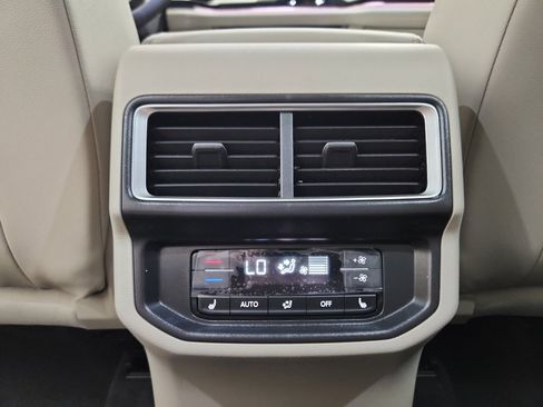 New 2026 Volkswagen Atlas SEL AWD/4WD image 35