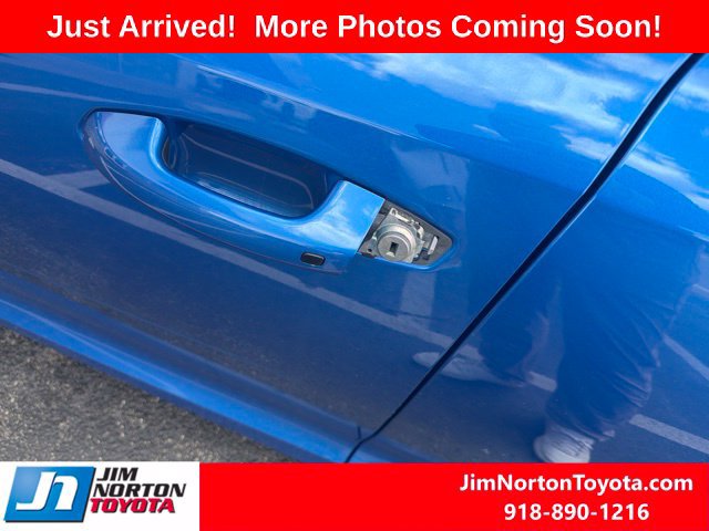 Used 2018 Kia Stinger GT2 AWD/4WD image 8