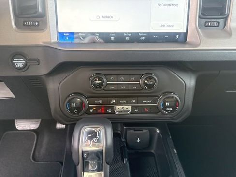 New 2025 Ford Bronco Outer Banks image 15
