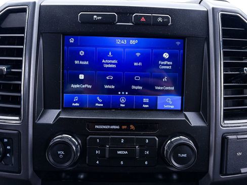 Used 2020 Ford F150 XLT w/ Equipment Group 302A Luxury AWD/4WD image 18