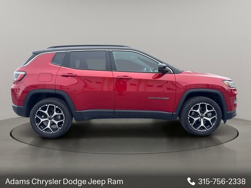 Used 2025 Jeep Compass Limited AWD/4WD image 6