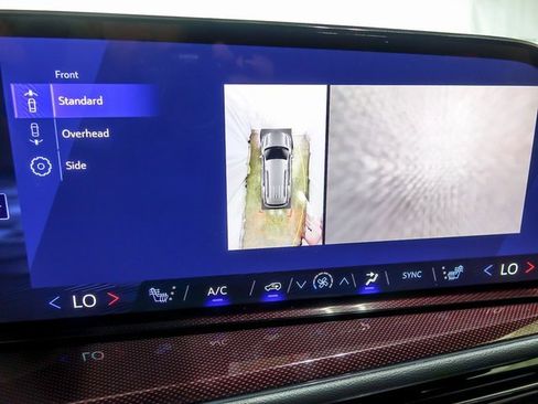 New 2026 Chevrolet Traverse Z71 w/ Driver Confidence Package image 21