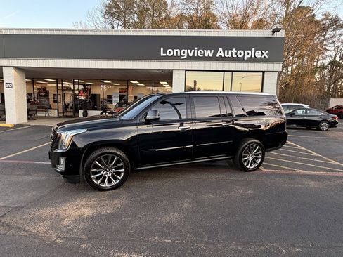 Used 2019 Cadillac Escalade ESV Premium Luxury w/ Escalade Sport Edition image 2