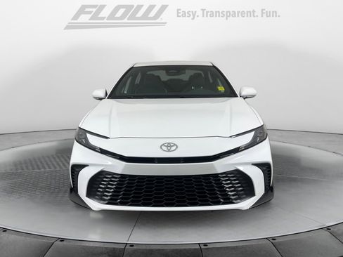 Certified 2025 Toyota Camry SE image 2