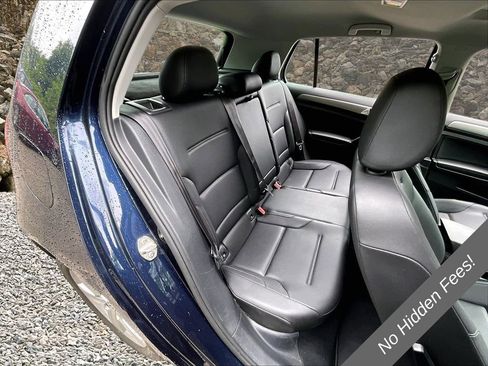 Used 2017 Volkswagen Golf Wolfsburg Edition FWD image 25