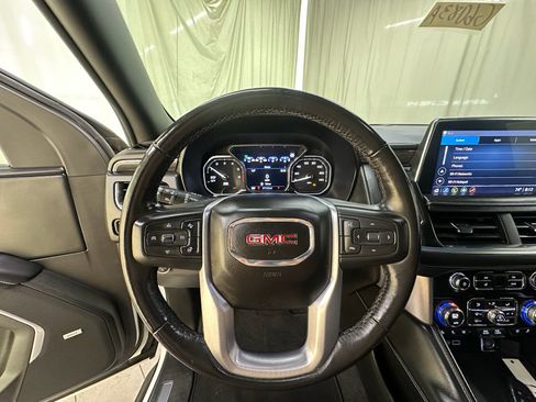 Used 2021 GMC Yukon SLT w/ SLT Luxury Plus Package AWD/4WD image 27