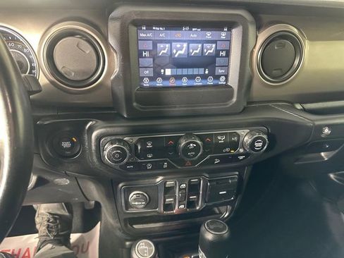 Used 2020 Jeep Wrangler Unlimited Sport S image 28