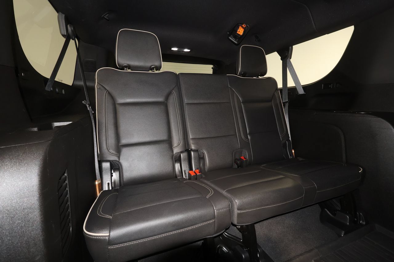 Used 2022 GMC Yukon XL SLT w/ SLT Premium Package AWD/4WD image 27