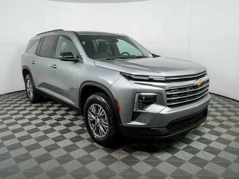 New 2026 Chevrolet Traverse LT image 26