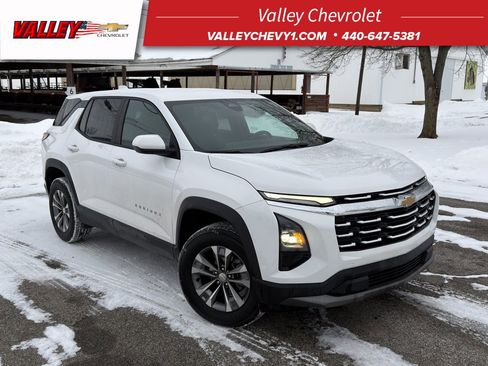 Used 2025 Chevrolet Equinox LT image 1