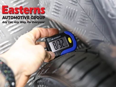 Used 2023 Tesla Model 3 Standard Range image 20