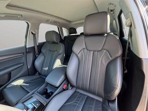 Used 2024 Audi Q5 2.0T Premium Plus AWD/4WD image 22