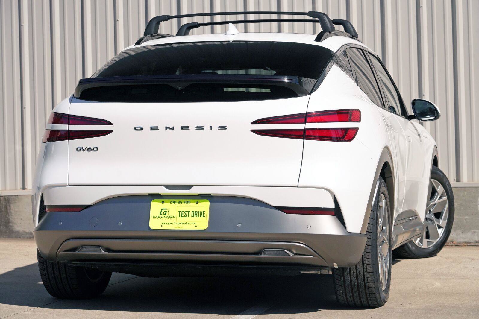 Used 2024 Genesis GV60 RWD image 4