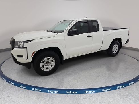 Used 2024 Nissan Frontier S RWD image 10