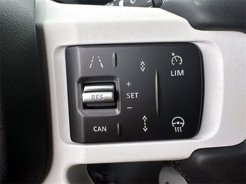 New 2025 Land Rover Defender 110 S image 24