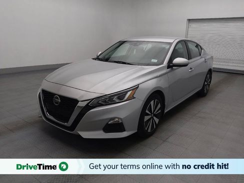 Used 2022 Nissan Altima 2.5 SV FWD image 1